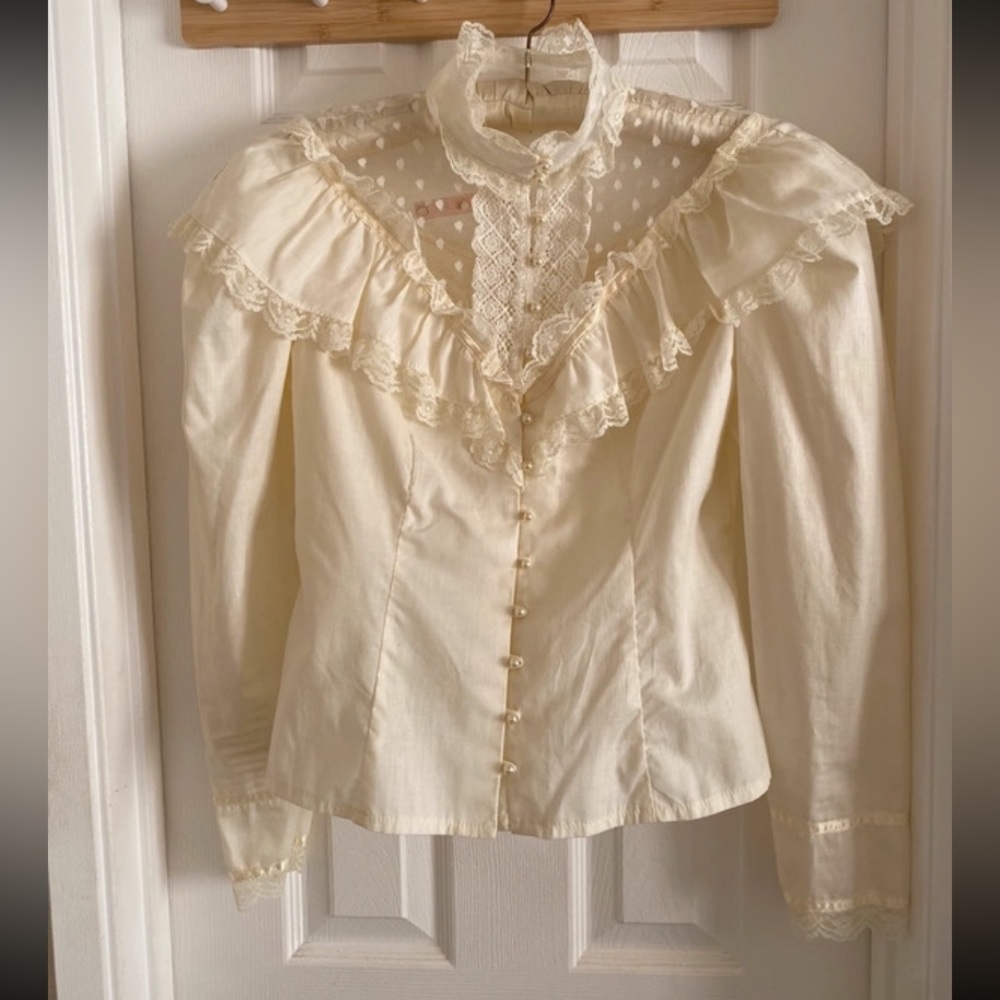 Vintage Cream Gunne Sax Praire Blouse